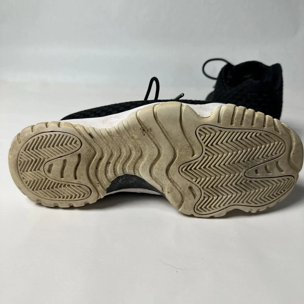 Nike Air Jordan Future Low Black White Size 10.5 Sneakers 718948-002